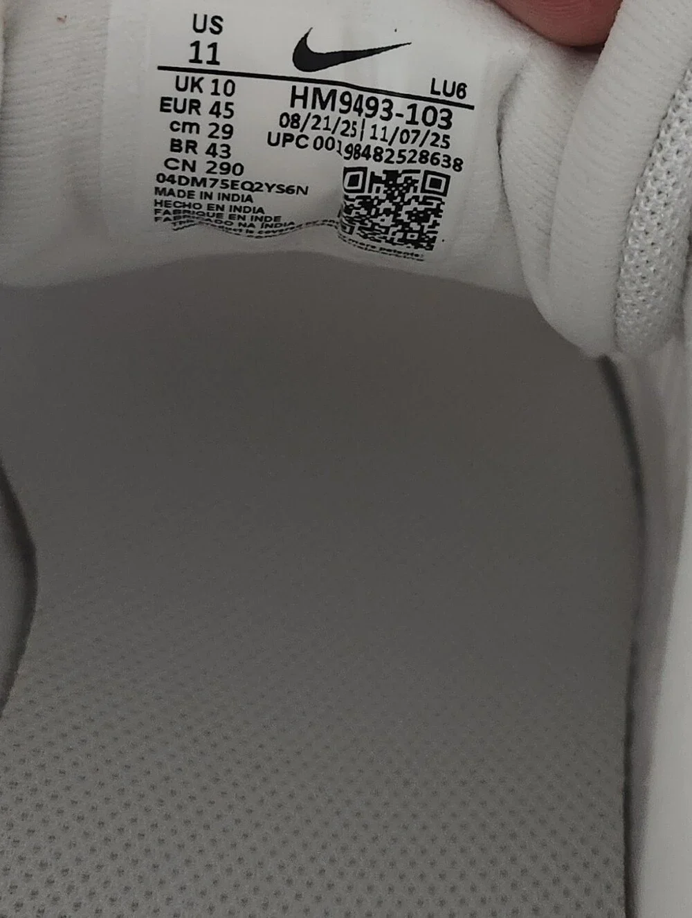 Nike mens metro